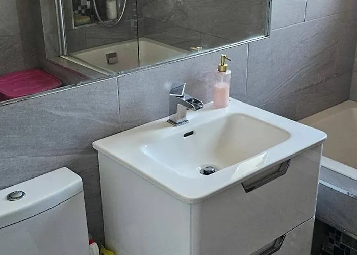 Shell Place Ashbourne